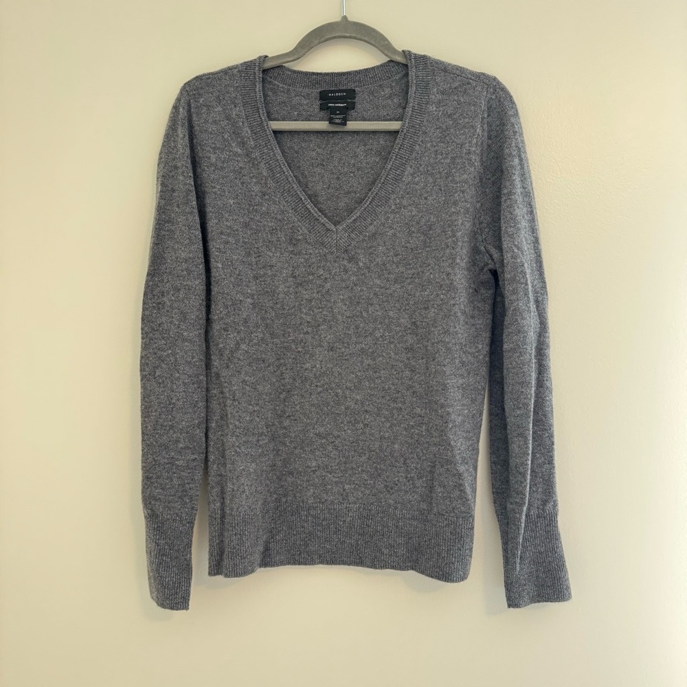 Halogen Cashmere Sweater in Gray